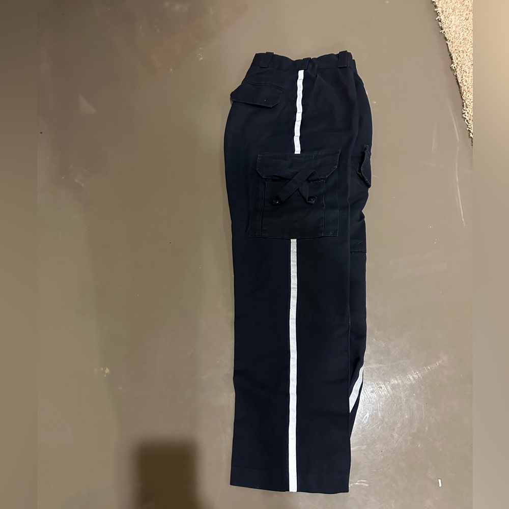 Reflecting cargo pants - Picture 2 of 4